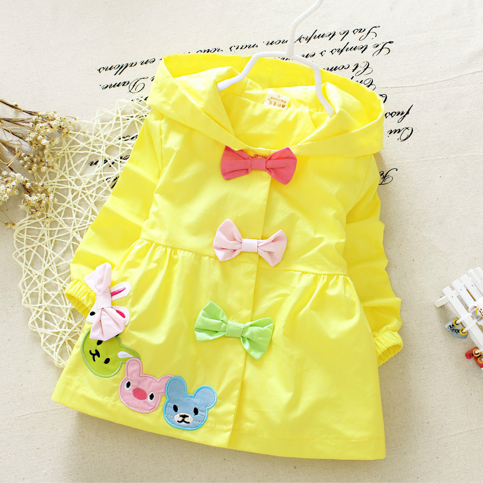 2015 Baby Girl Jacket Child Candy Color Trench Coat Girls Infant Coats Outfits Autumn Clothing 3color 2015 Baby Girl Jacket Child Candy Color Trench Coat Girls Infant Coats Outfits Autumn Clothing 3color<br><br>Aliexpress