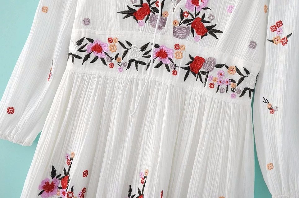 3366034665_1825425251