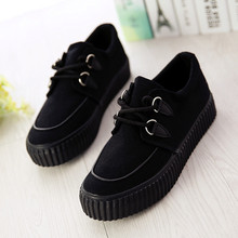 New Design Casual Graffiti Painted Women Sneakers Platform Elevator Shoes Fashion Personality Lace Up Low Top