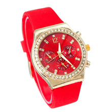 Moda Rhinestone mujeres se visten de silicona reloj de pulsera de cuarzo señora barato analógica Casual relojes para mujer