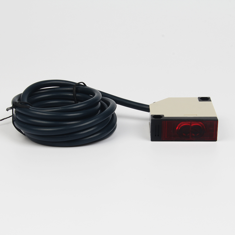 interruptor c/élula fotoel/éctrica Interruptor del sensor fotoel/éctrico de reflexi/ón especular E3JK-R4M1 de AC 90-250V 3A