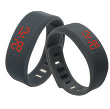 Nuevo regalo UNISEX para hombre relojes de goma Red reloj LED fecha deportes reloj Digital de pulsera