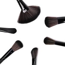 Gift Bag Of Makeup 32pcs Makeup Brush Sets Professional Cosmetics Brushes Eyebrow Powder Lipsticks Shadows Make