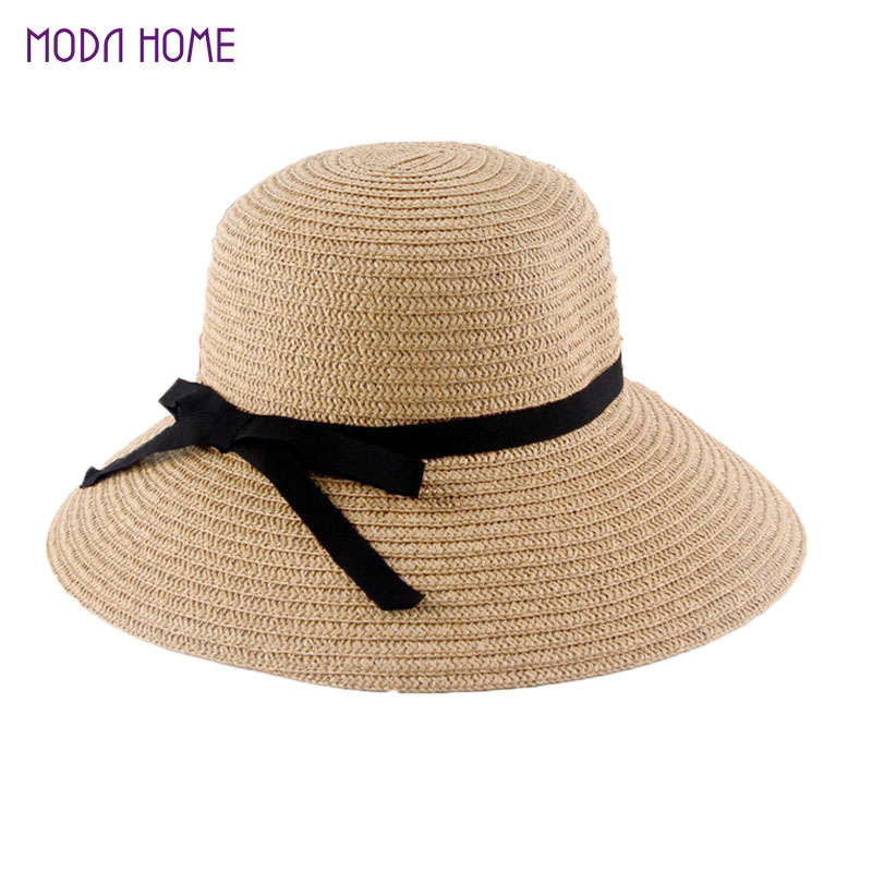 Keep your baby cool and comfy all day long in this Brim Sun Hat by i play. UPF 50+ fabric provides excellent sun protection and a wide brim keeps sun out of the eyes.