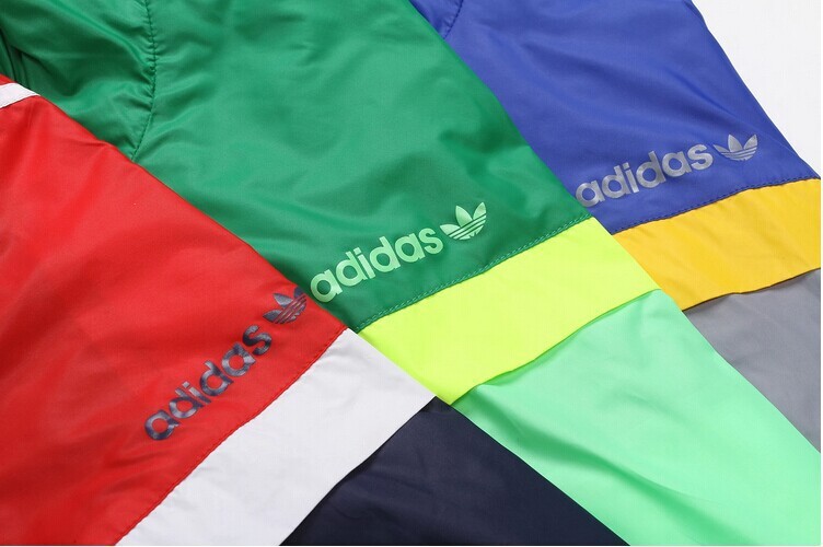 Мужская ветровка International 68 adidaselieds Мужская ветровка International 68 adidaselieds