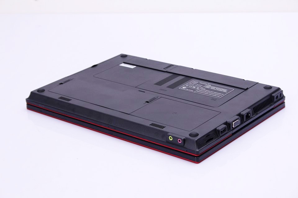 laptop comptuer with cd drive (16)