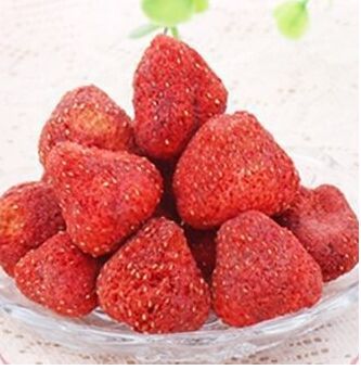 75g freeze drying strawberry fruit dried strawberry crisp special purchases for the Spring Festival snacks dried strawberry pres