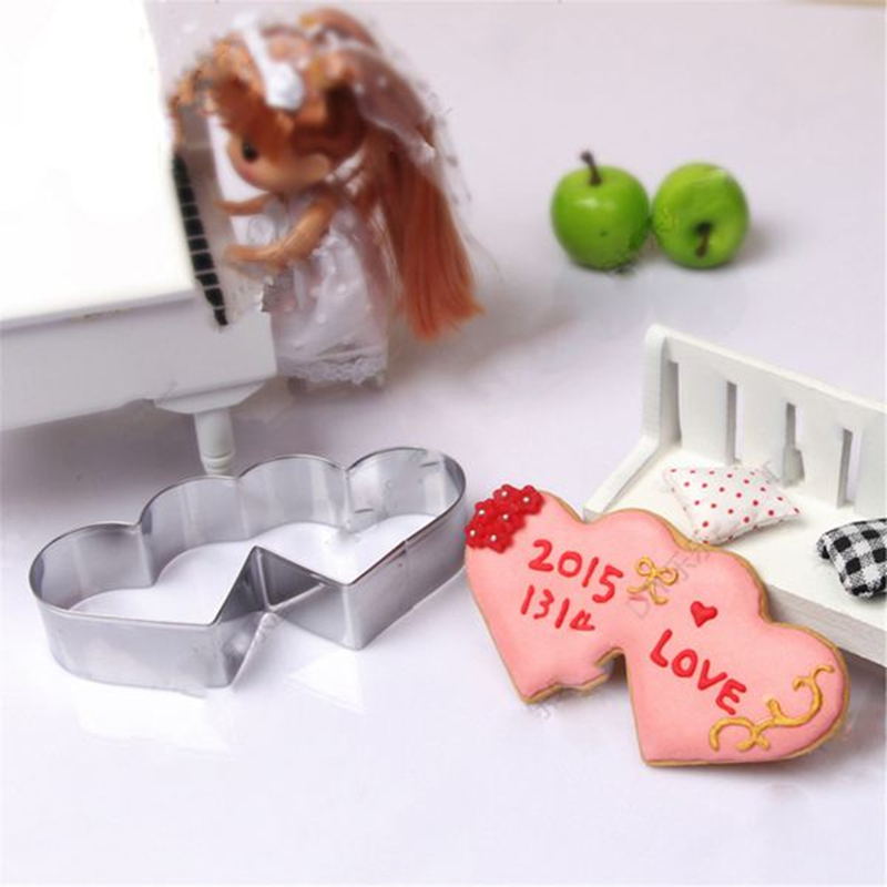 Гаджет  Novelty Double Heart Cookie Cutter Sweet Love Cake Pastry DIY Mold Stainless Steel Kitchen Baking Tools None Дом и Сад