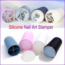 2016 New Design Nail Art Stamp 4 Color Silicone Soft Nail Art Templates for DIY New Year Christmas Gift 1 Stamper + 1 Scraper