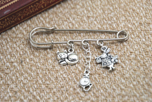 12pcs Alice in Wonderland I’m late themed charm kilt pin brooch (38mm)