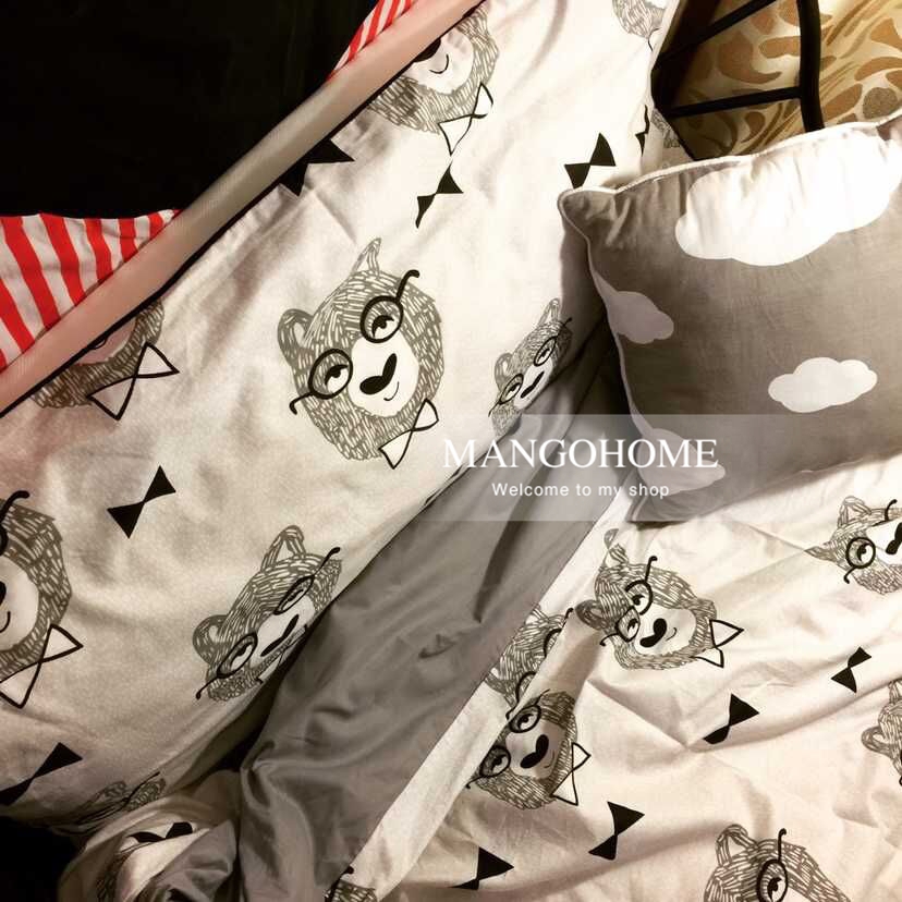4pcs-set-Cotton-Baby-crib-bedding-set-with-Quilt-Cover-Bed-Sheet-Pillowcase-Cute-Cartoon-Cat-Glasses-Pattern-for-girl-boy-6.jpg