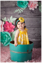 5ft*7ft Retro Style Flowers Open on the Wood Wall Kids Backgrounds for Photo Studio Backdrops Photography