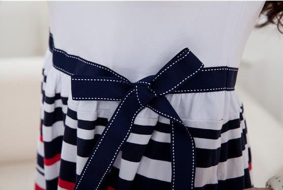 2015New Arrival Striped Summer Dress Bow Patchwork Matching Mother Daughter Clothes Casual Matching Outfits Family Look Vestidos10