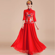 Chinese Traditional Dress Wedding Qipao 2015 Summer Red Long Sleeve Embroidered Cheongsam Vintage Modified Bride XiuHe suit