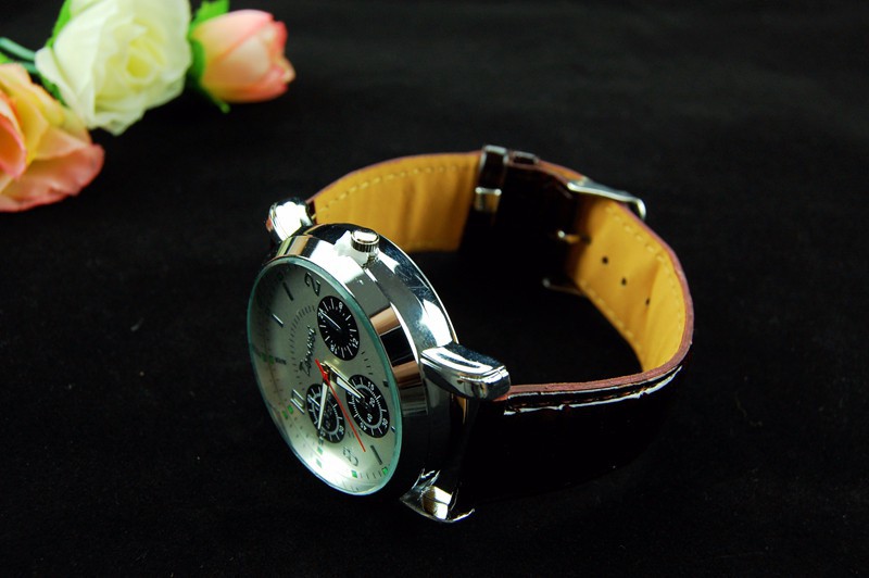 Men Watch13