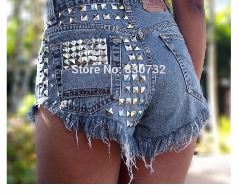 2015 Women\'s Fashion Brand Vintage Tassel Rivet Ripped Loose High Waisted Short Jeans Punk Sexy Hot Woman Denim Shorts Plus Size (2)
