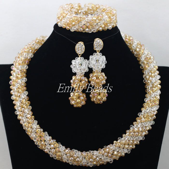 Здесь можно купить  2015 Hot Nigerian Gold African Beads Jewelry Set Elegant Nigerian Wedding Bridal Crystal Beads Jewelry Set Free Shipping AMJ562  Ювелирные изделия и часы