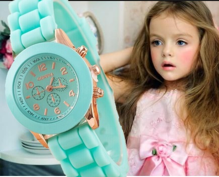New Mini Geneva Kids Watch Girls Women Golden wristwatch Rubber gold casual dress watch Kids Fashion