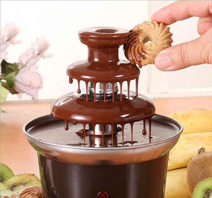 2016 High Quality HOT SALES Mini Chocolate Fountain Household 3-Tier Chocolate Fondue Machine Choco Tree EU Standard Plug (2)