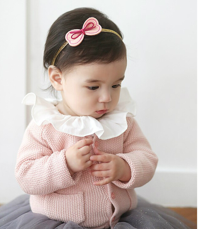 It's free shipping made easy Headbands are a fun addition to any girl’s outfit. Add some flair, mix and match colors, and bring some extra cheer to your girl’s wardrobe. Our selection ranges from basic headbands to specialty versions that feature gorgeous flowers, patterns, and embellishments.