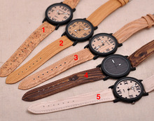Recién llegado de japón relojes de pulsera de cuarzo con cuero genuino de bambú de madera relojes para hombres y mujeres regalos de la navidad