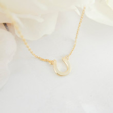 2015 Gold Silver Fashion Jewlery Mother s Day Gift Stainless Steel Tiny Horseshoe Charm Necklace for