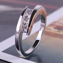 New 2014 18K Gold Plated Geometric Cut Swiss Zircon CZ Wedding Ring For Women Fashion Jewelry Free Shipping (GULICX R078)