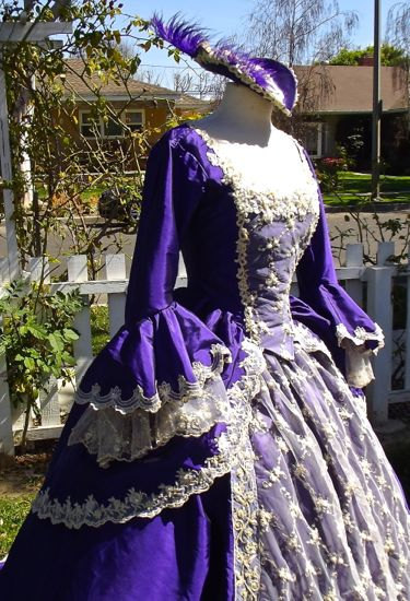 Free renaissance dress patterns