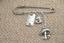 12pcs Alice in Wonderland Caterpillar kilt themed charm pin brooch (38mm)