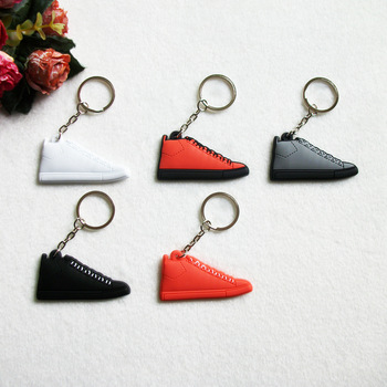 Mini Silicone Keychain Bag Charm Woman Men Kids Key Ring Gifts Sneaker Key Holder Pendant Accessories Jordan Shoes Key Chain