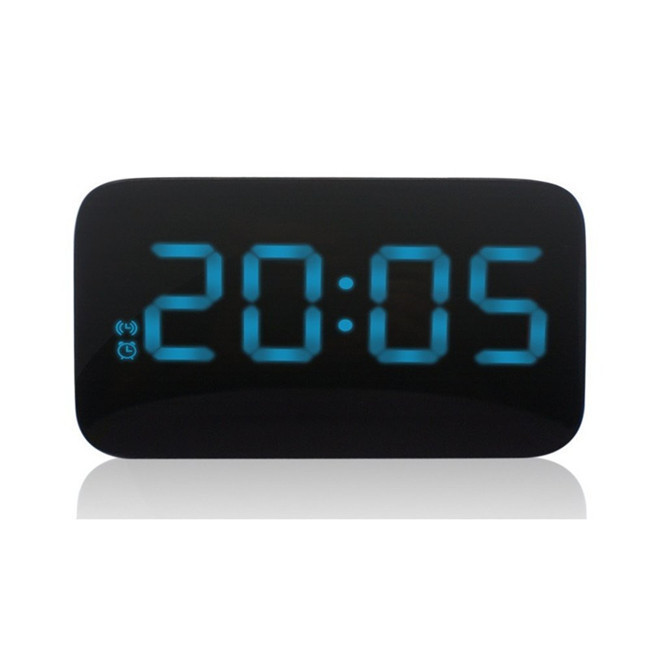 New Alarm Clock Mute USB or Battery Operated Sound Control Luminous Snooze Digital Electronic LED Alarm Clock Desk Table Clock2