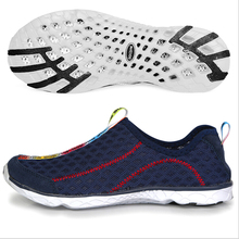 2015 Fashion Mens Shoes Breathable Mesh Women Shoes Walking Super Light Casual Summer Women Slip On Shoes Men Water Beach Shoes