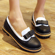 Woman Bullock Carved Sweet Oxfords Flat Shoes New 2015 Ladies Casual Flat Heel Bow Knot Round Toe Slip On Loafer Shoes