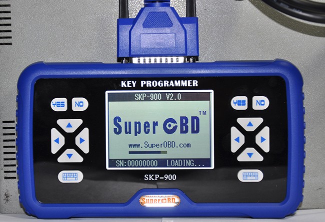 SuperOBD_SKP-900_Hand-held_OBD2_Key_Programmer_3511148_r