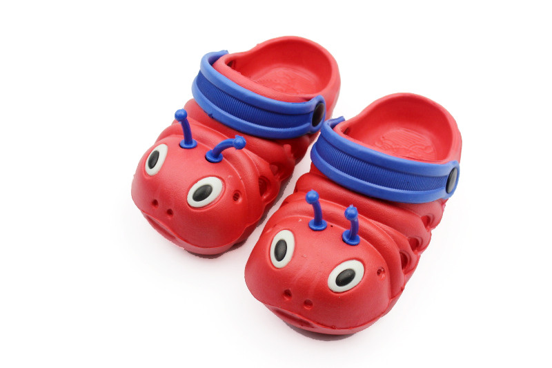 baby clogs red 6