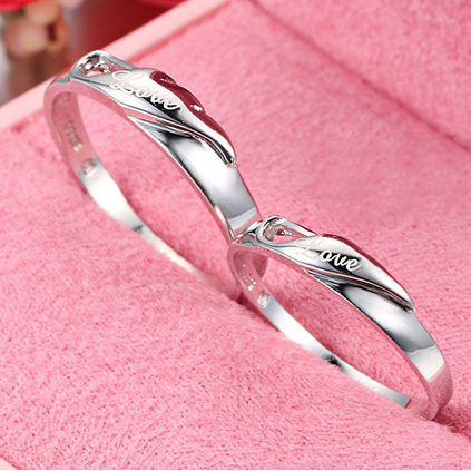 Angel wings wedding rings