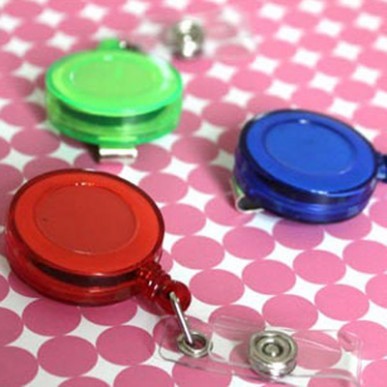 Retractable Keychain random color limited selling ...