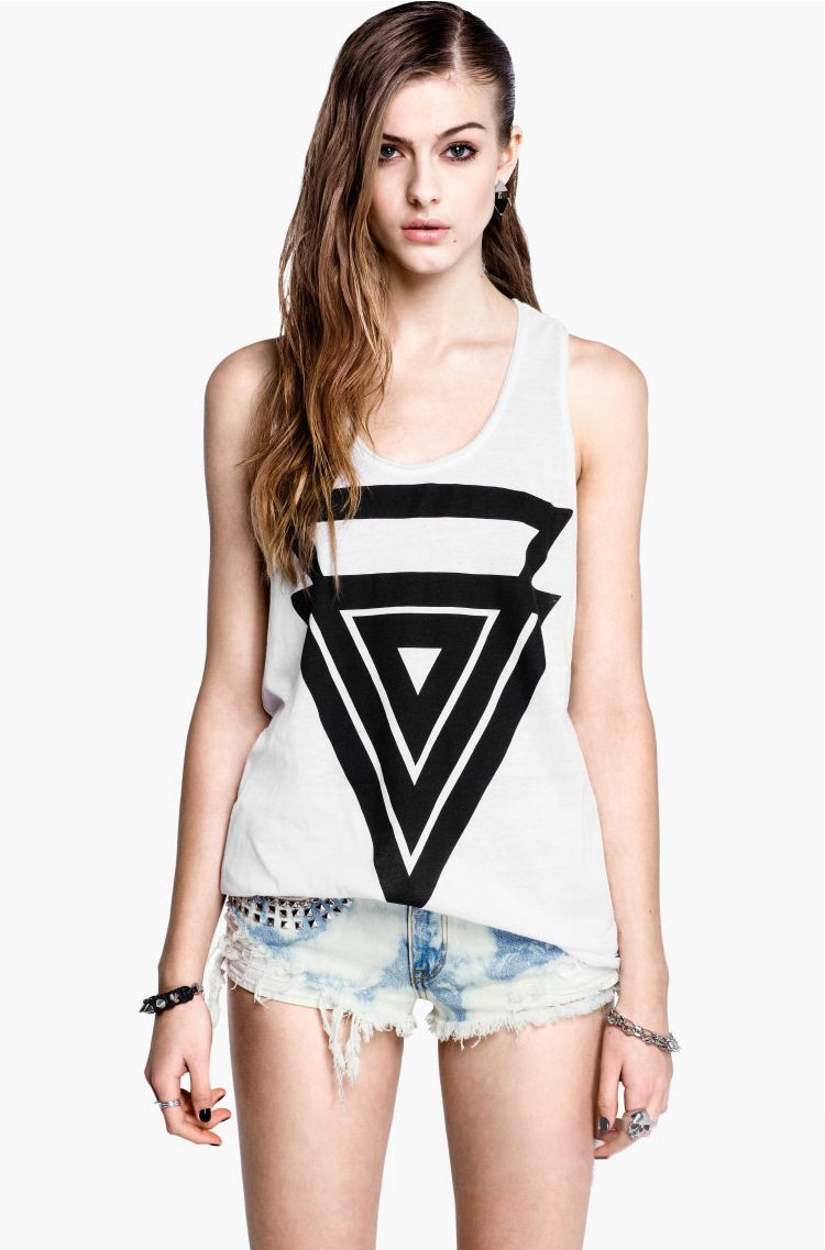 Shop by category Buy from our massive range of womens clothing including sportswear and footwear from Adidas, Bench, Helly Hansen and French Connection. sgmgqhay.gq