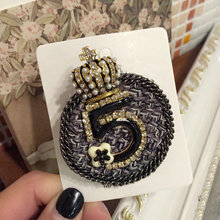 2016 Fashion CC Jewelry Vintage CC Brooch Handmade Letter Brooches Pins Pearl Broach For Women accessories Bijoux Femme