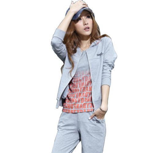 women\'s tracksuits (3)