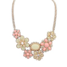 2014 New Fashion Crystals Necklaces Pendants Big Flower Bohemian Collar Necklaces Statement for women Spring Summer