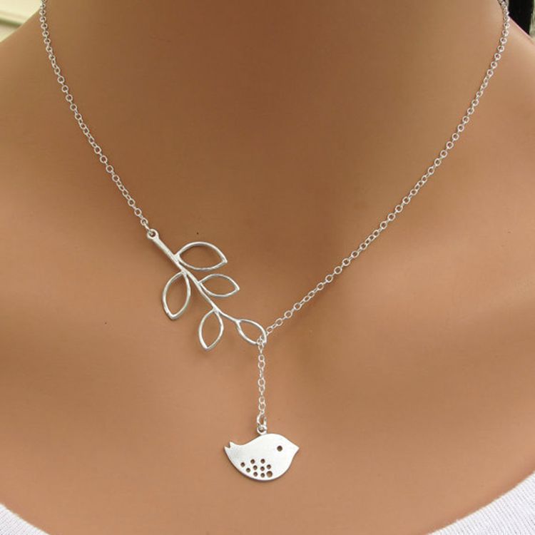 2015 Women Fashion Jewelry Korean Alloy Bird Leaves Pendant Clavicle Chain Necklace for Women