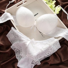 New Brand Lace Sexy Thin Deep V-neck Push Up Underwear hot-selling Vintage Solid Color Bra Set