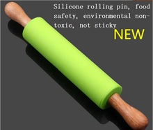 High Quality 30.5cm 12 Inch Silicone Nonstick Wood Handle Dough Rolling Pin Free Shipping kitchen accessories diner