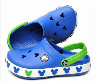 2015-summer-style-children-s-sandals-kids-brand-slippers-boys-girls-beach-shoes-hole-hole-shoes (1)
