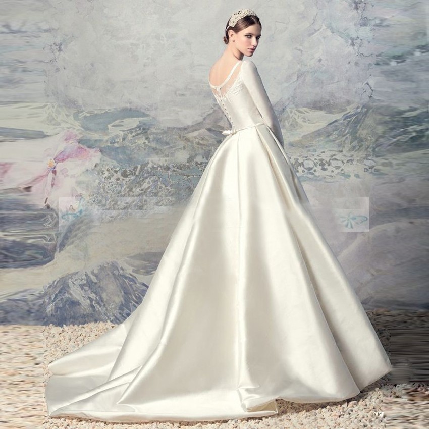 New High Quality Gorgeous Ivory Silk Satin Full Sleeve Holy
