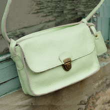 Leather small bag Europe retro lock shoulder bags casual bags cross body classic Lady 2016 new handmade bag Free shipping