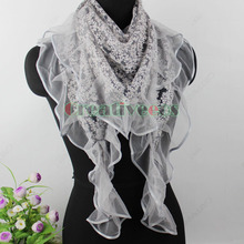 New Fashion Gorgeous Burnt out Shiny Metallic Vine Pattern Ruffle Lace Stitching Triangle Scarf Shawl Wrap