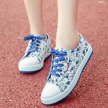 2014 New autumn small broken flower low canvas shoes for casual and comfortable flat shoes women