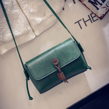 2016 New Arrival Women Crossbody Bag Simple British Retro Small Square Bag Pu Women Shoulder Bags Messenger Pack Casual Handbag